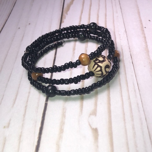 ‼️ Women’s Handmade Memory Wire Bracelet - Picture 2 of 2